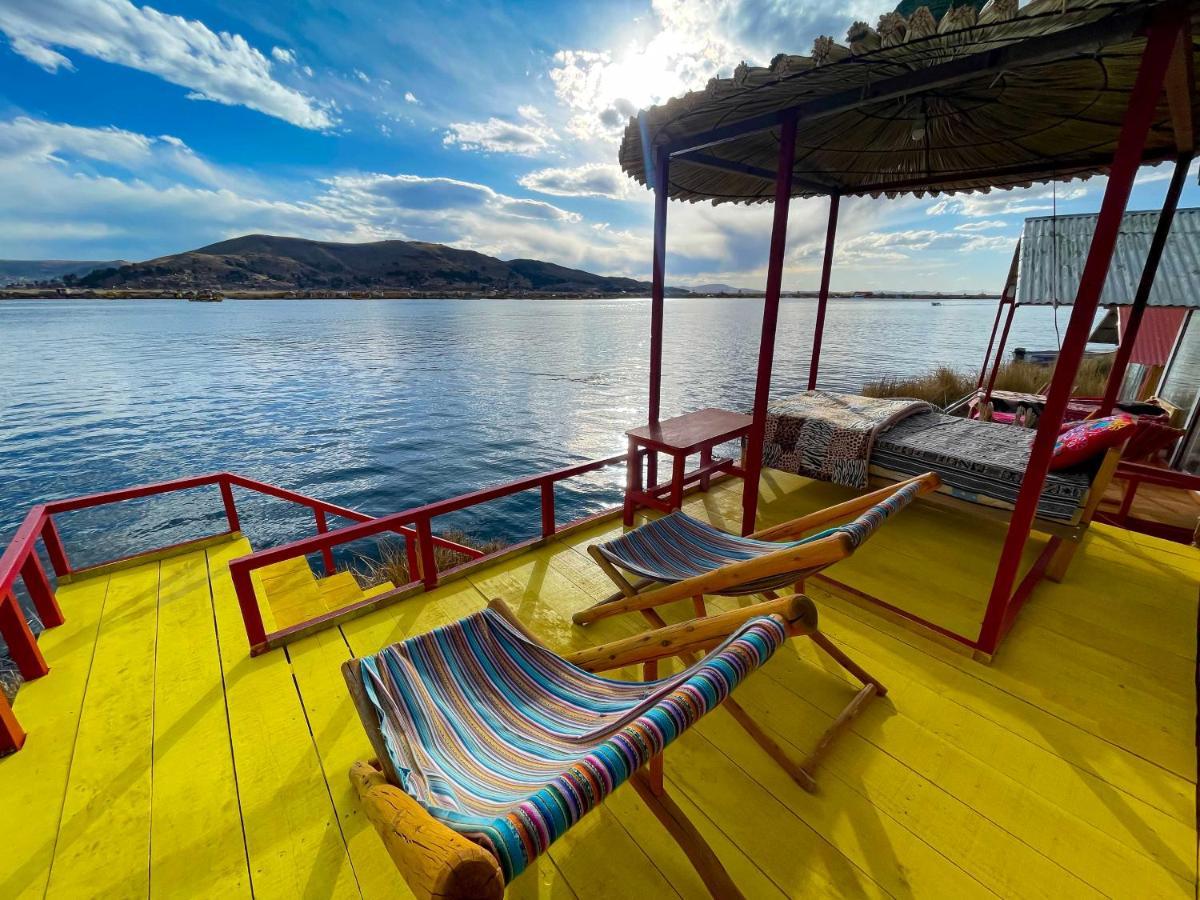 Vip Flotante Villa Пуно Екстериор снимка