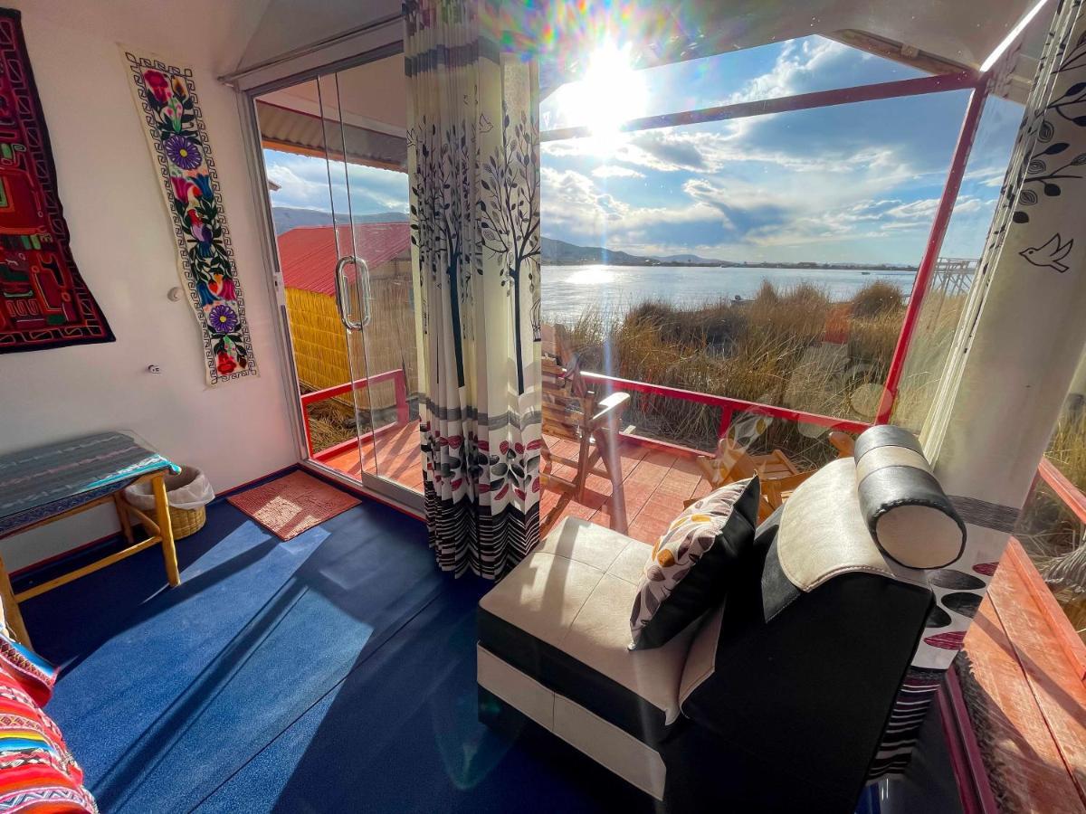 Vip Flotante Villa Пуно Екстериор снимка